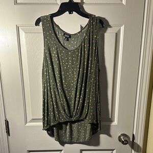 Altar'd State Green Floral Tank Top